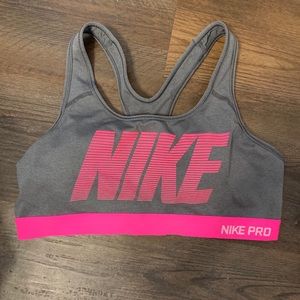 Sports bra